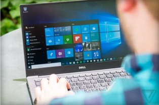 在手机和电脑协同工作的软件领域中，有几款软件组合因其出色的云同步功能和无缝衔接体验而备受推崇。接下来，我将为您推荐其中的三到五款软件组合，并重点涉及老版本映客和moto官方recovery下载的相关内容，同时深入解释这些软件如何通过云同步满足移动办公的需求。